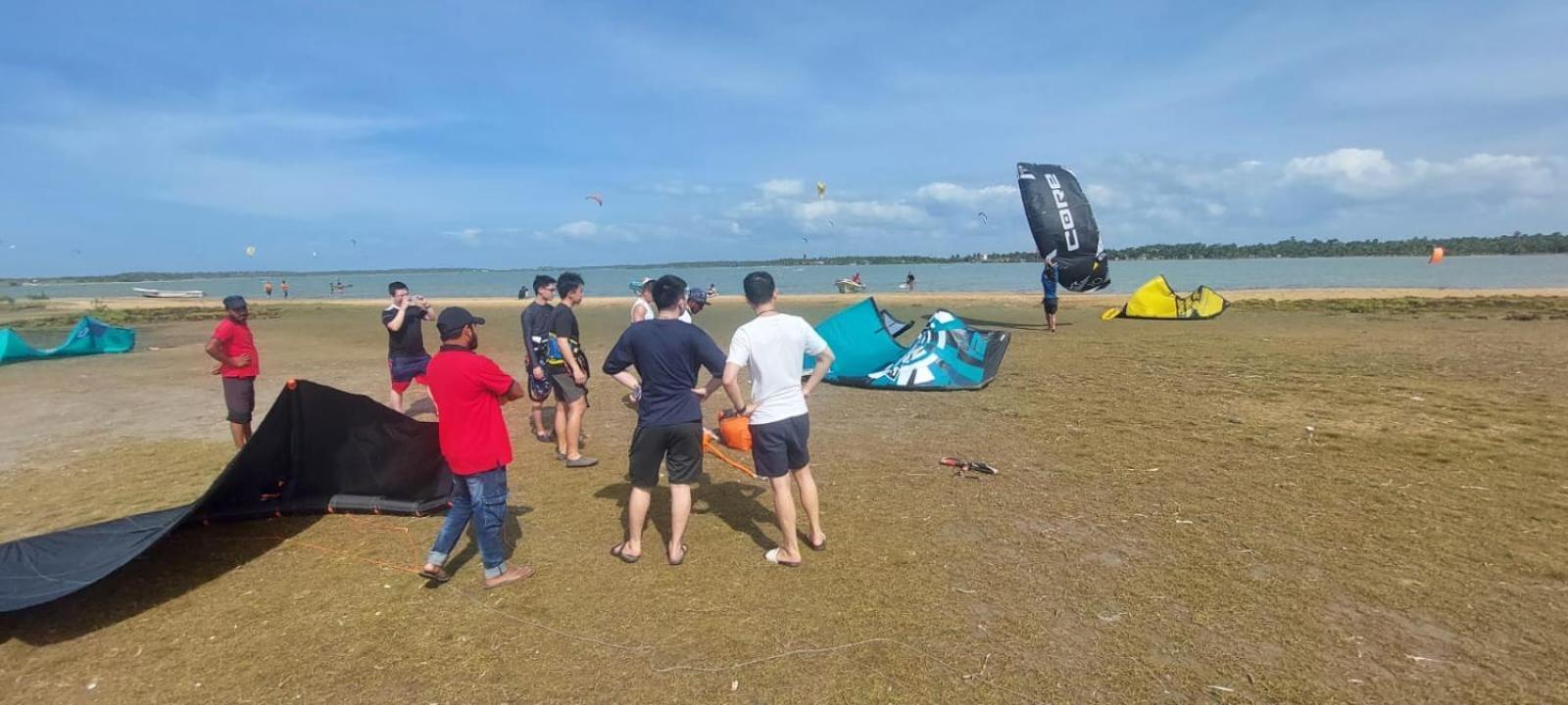 Blue Waves Kite Surfing Beach Resort Kalpitiya Exterior photo