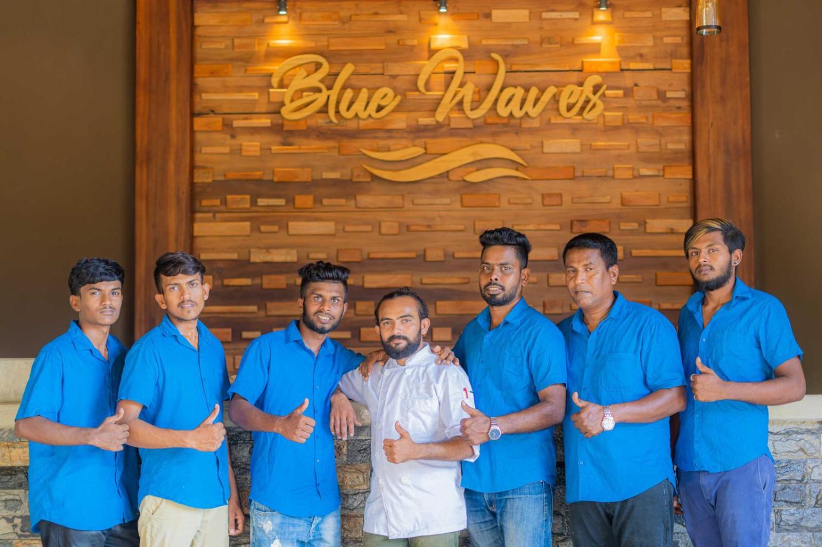 Blue Waves Kite Surfing Beach Resort Kalpitiya Exterior photo